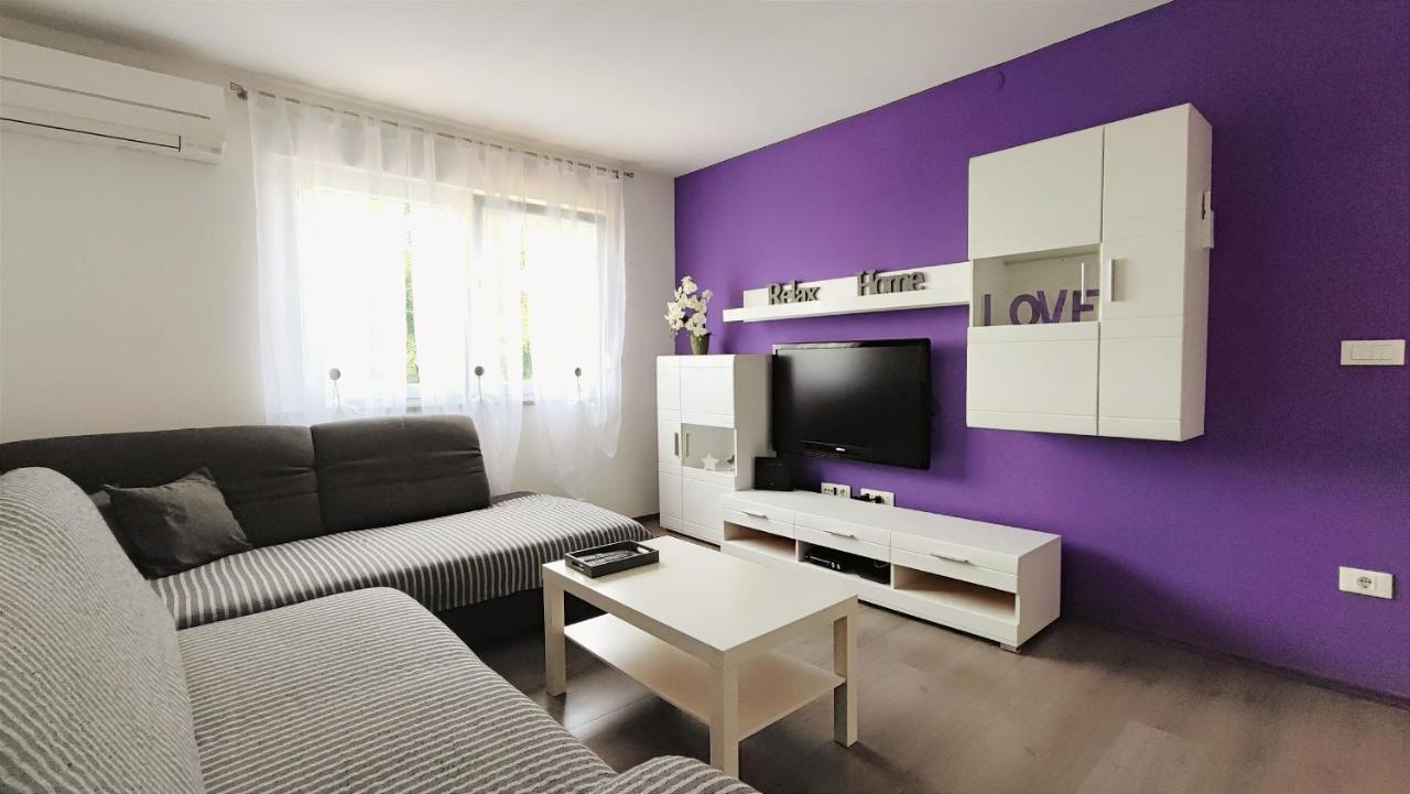 Apartment Jan 2+2 With Balcony Pula Luaran gambar