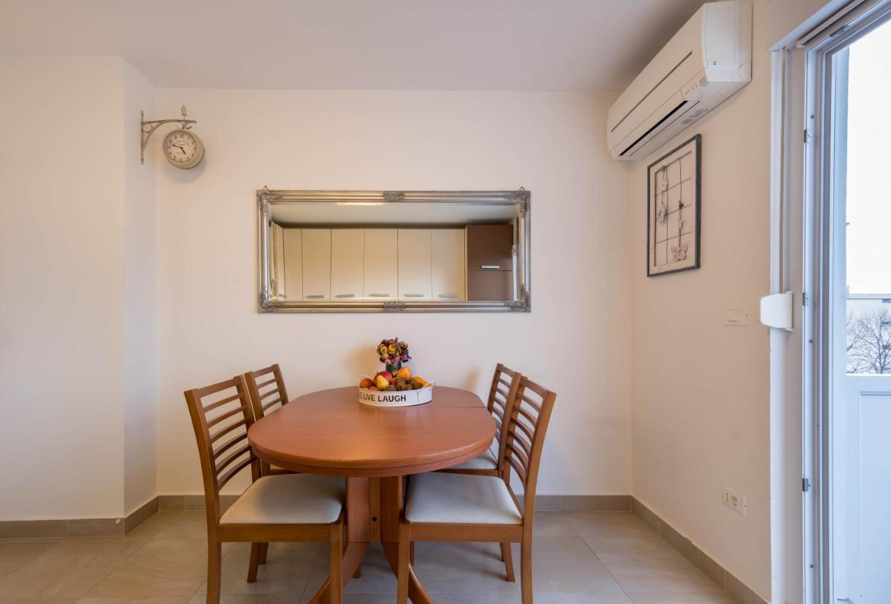 Apartment Jan 2+2 With Balcony Pula Luaran gambar